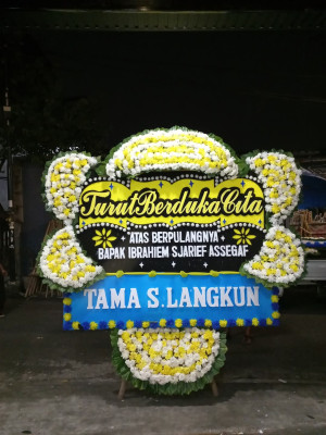 Papan Bunga Duka di Kejayan